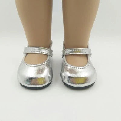 Fashionable American Girl doll shoes made of high-quality faux leather in a range of vibrant colors