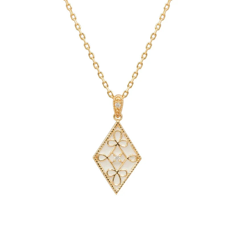 Luxury Retro Geometric Necklace in 925 silver with a captivating geometric design