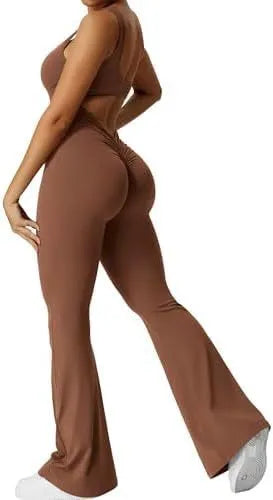 Women's sleeveless flare jumpsuit for yoga in high elasticity polyester fabric.