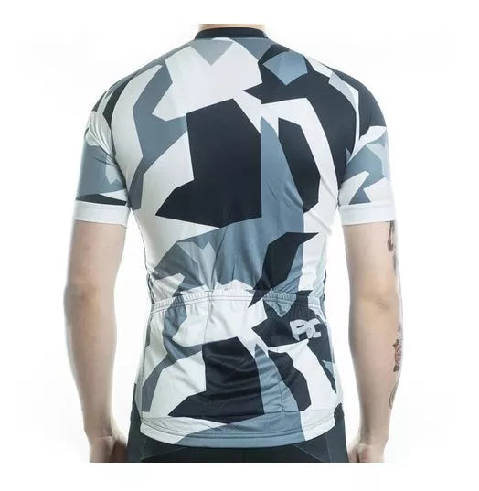 Men's camouflage cycling top with breathable net fabric for summer outdoor activities