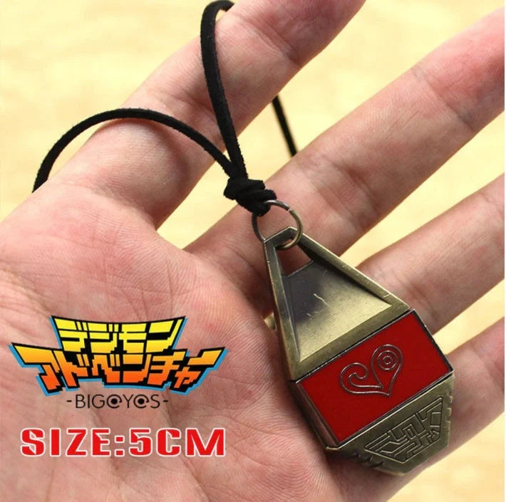 Adjustable magnetic pendant necklace with rope chain, perfect for easy wear and stylish looks