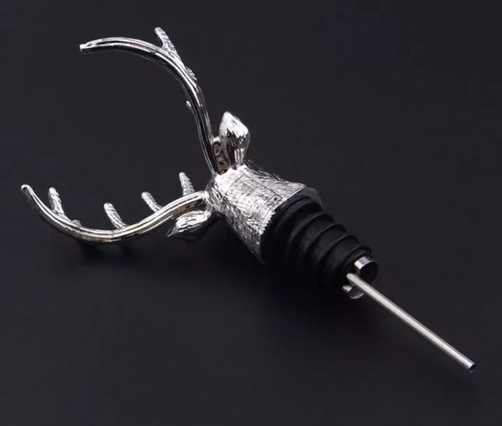 Stainless deer stag head wine pourer and stopper for aerating wine