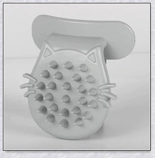 Premium Tongue Cat Brush made of soft, flexible silicone for natural bonding between cats and their owners