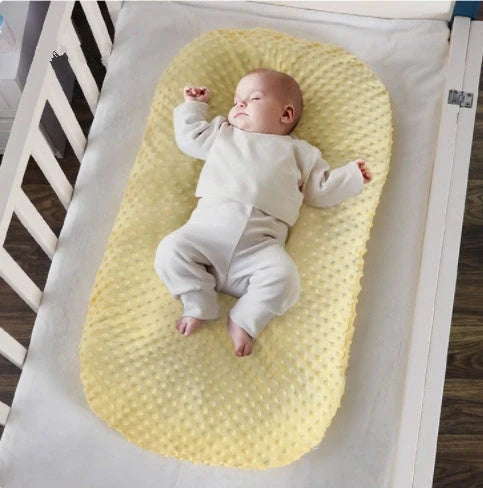 Newborn Baby Nap Bed in blue and yellow with bionic design