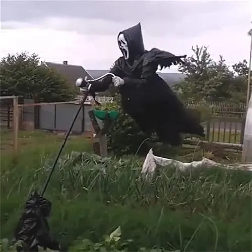 Plastic skeleton scarecrow with screaming skull design measuring 70cm tall for Halloween gardens