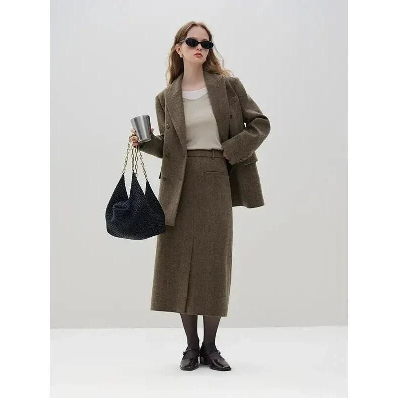 Elegant wool blazer and skirt set for professional women, featuring a chic double-breasted design and a stylish front split skirt