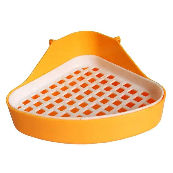 Practical Small Pet Corner Litter Box in yellow color, with dimensions of 24 x 17 x 10 cm, designed for convenient use and space-saving in homes.
