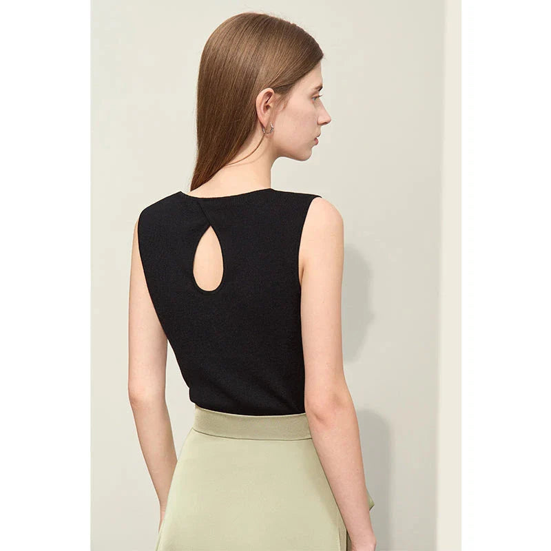 Elegant summer silk camisole with fashionable cutout design for modern women