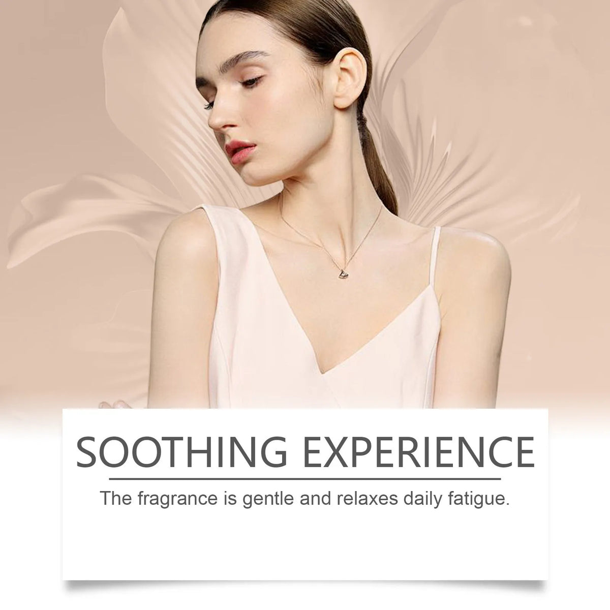100ml bottle of nourishing and firming body oil with hyaluronic acid for dry skin