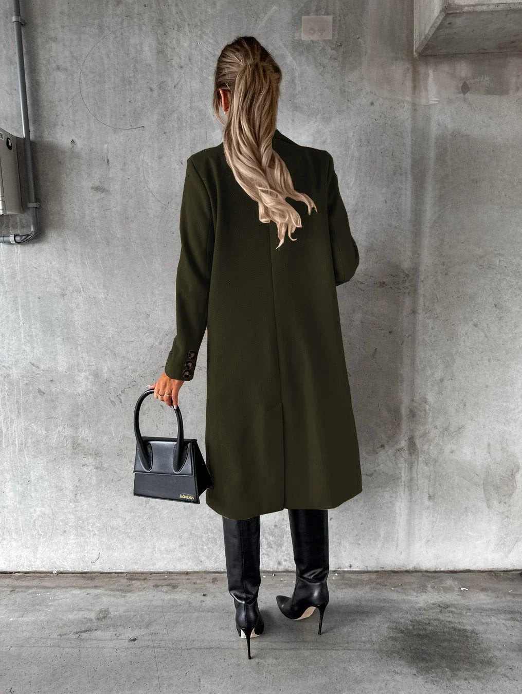 Stylish long sleeve lapel coat in various colors for trendy winter fashion