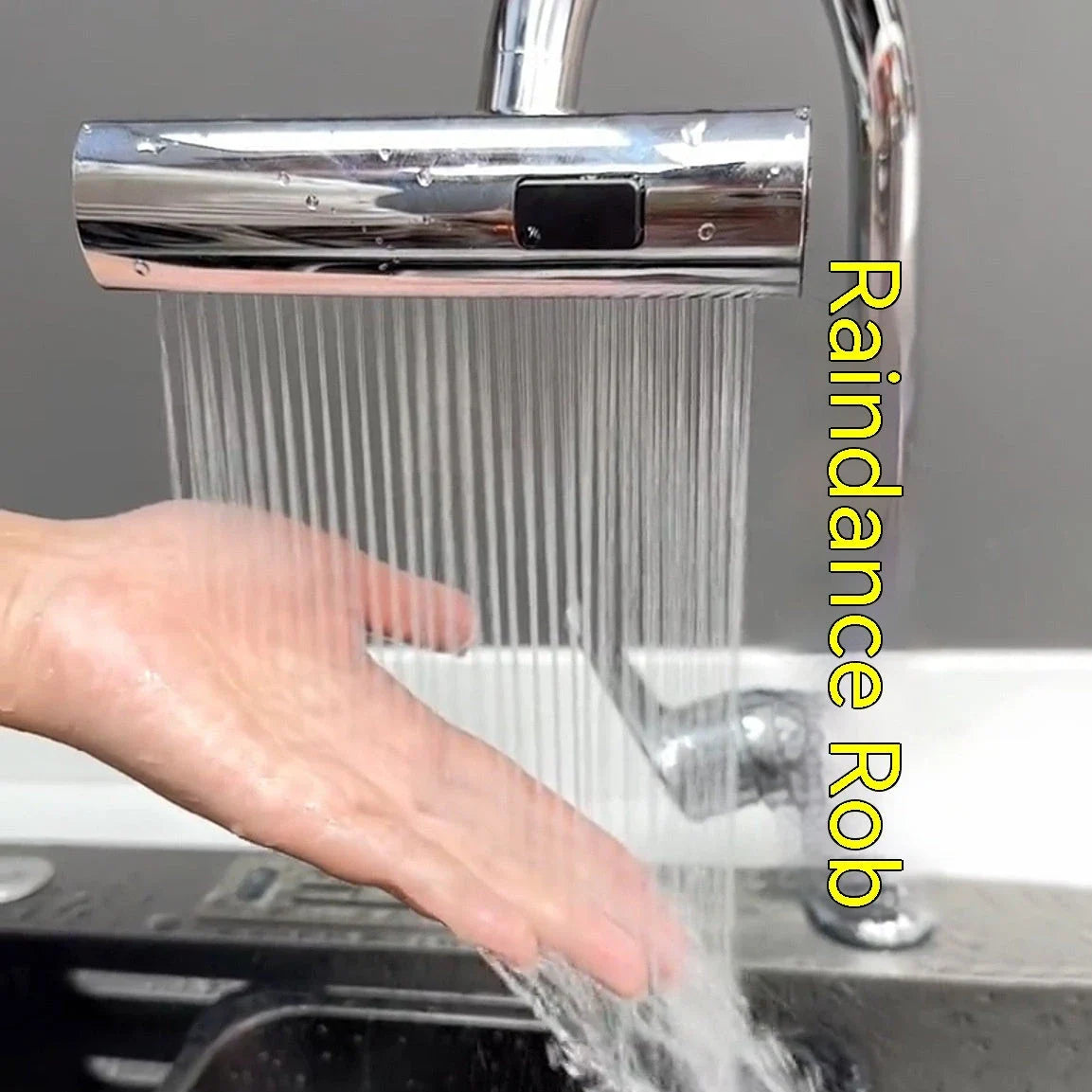 Versatile kitchen faucet with adjustable water flow modes, high-arc design, and pull-down sprayer for efficient cleaning and rinsing