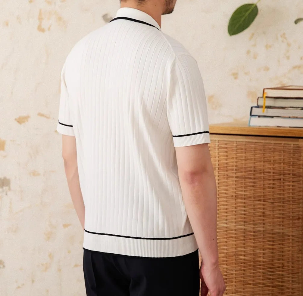 Slim elastic lapel short-sleeved polo shirt in black or white, showing lapel collar and slim fit design.