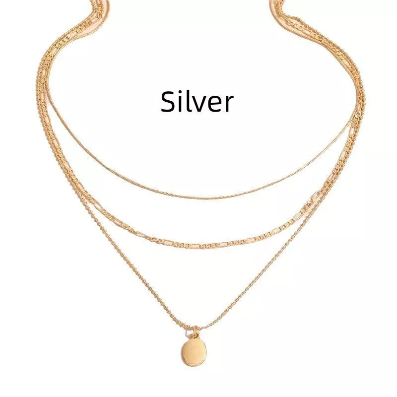 Vintage geometric metal oval pendant necklace in gold or silver