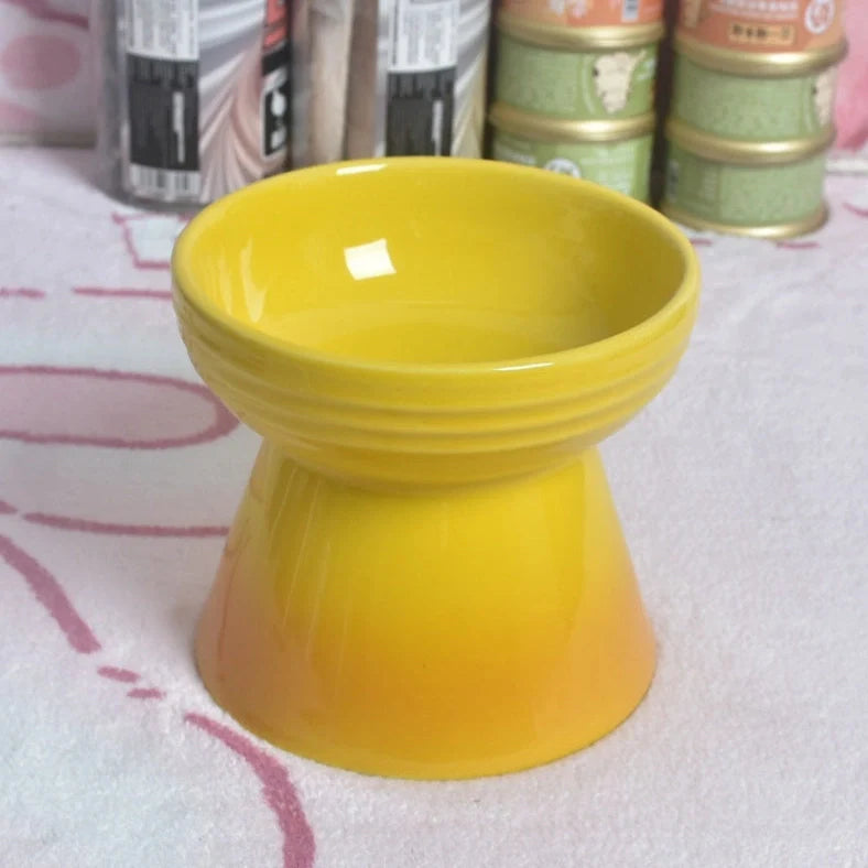 White ceramic pet bowl with high foot neck protector showing 15cm diameter and 8cm height measurement