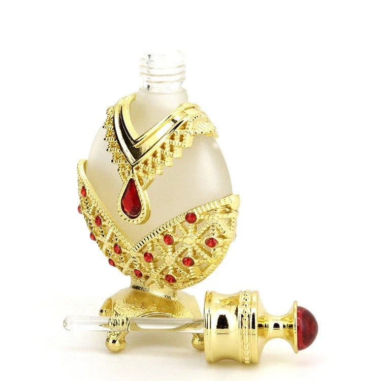 Luxurious Perfume Oil with Long-Lasting, Subtle Fragrance in Decorative Glass Bottle