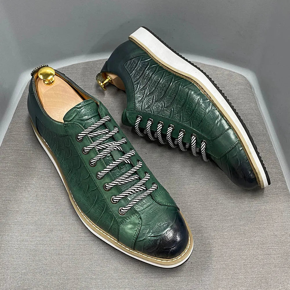 Men's low-tube front-tie shoes in black, showing adjustable laces and casual design