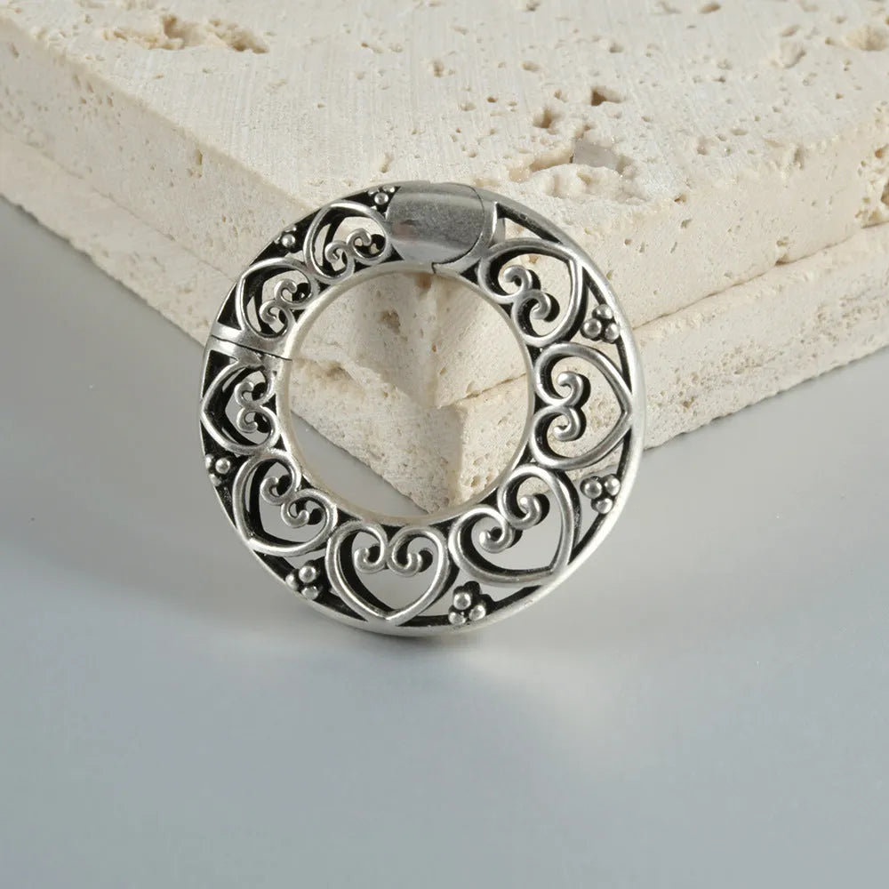 Magnetic earrings with heart or lotus shape in antique silver or ancient gold finish
