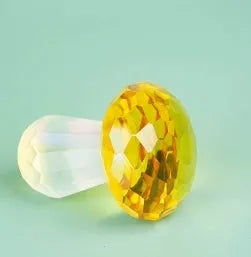 White crystal mushroom decorative sculpture measuring 40mm by 53mm in transparent, light green, red, or yellow colour options