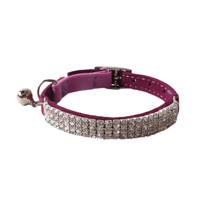 Cat collar with elastic buckle in six colour options showing 28cm length and flocking material texture