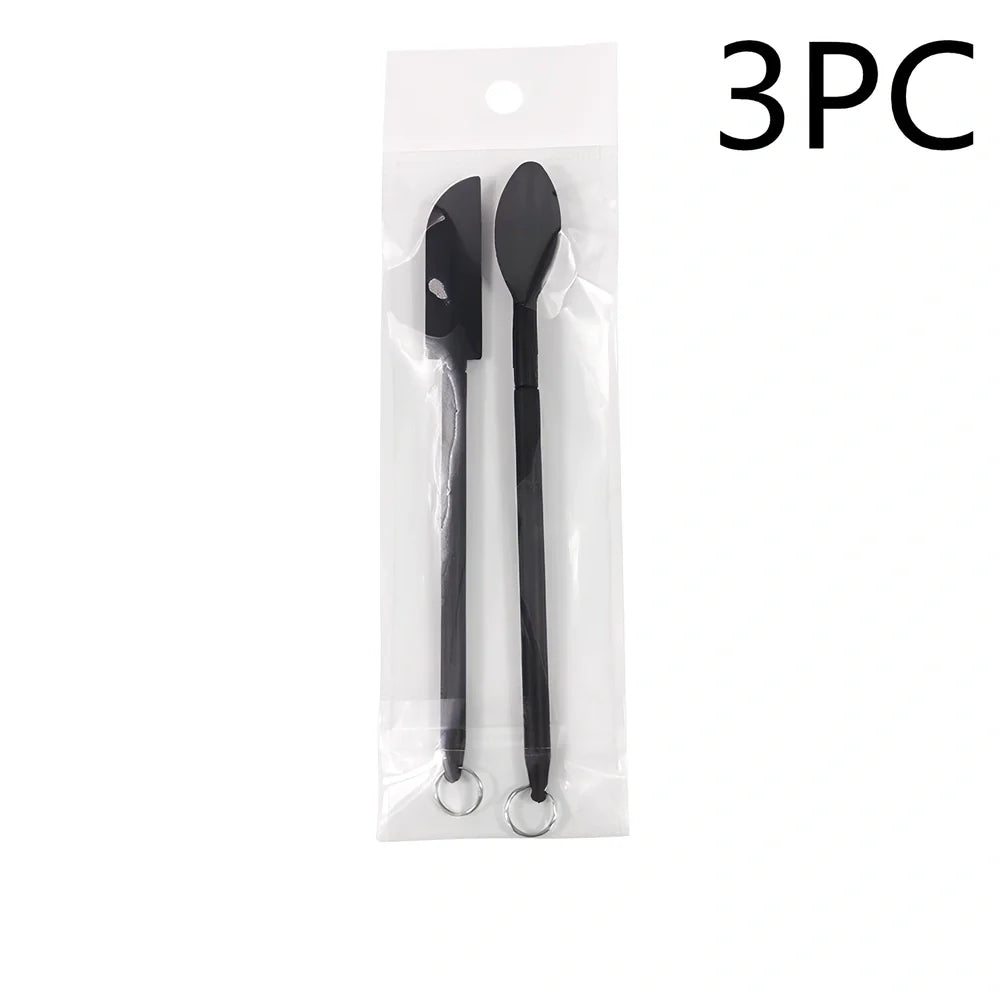 Retractable silicone cosmetic spatula extended to 15cm with scraper tool for product application