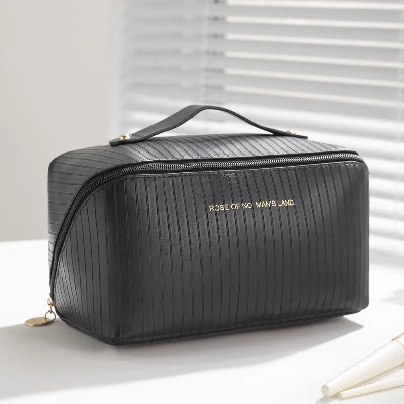 Vertical pattern pillow makeup bag with cubic 22.5x12.5x12.5cm dimensions in beige, black, brown, grey or pink