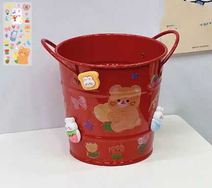 Round metal pen holder in multiple colours with 10cm diameter for student desk organisation