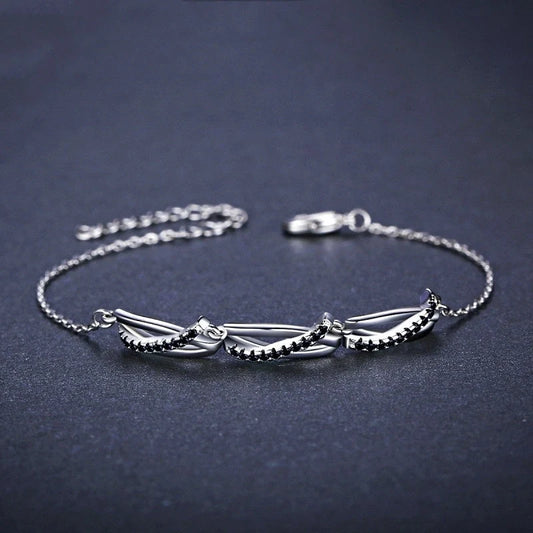 Black zircon creative ring bracelet for women with adjustable design