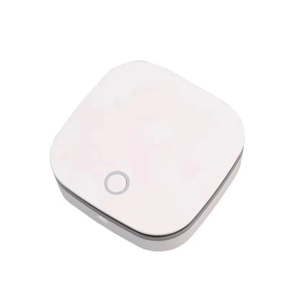 White USB car air purifier with negative ion sterilisation and composite filter