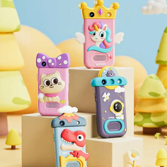 Children's simulation mobile phone toy with flip screen showing 22 functions, available in Kitty or Spaceman designs