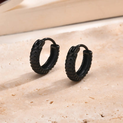 Pair of stainless steel earrings with snake pattern texture in black finish, 1.5cm diameter