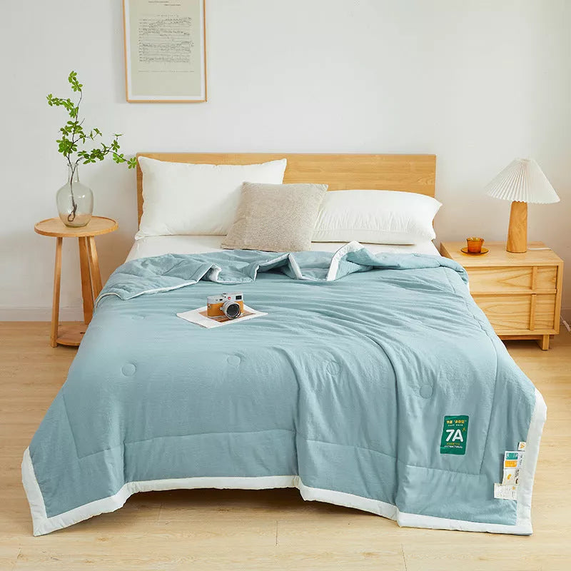 Antibacterial Raw Cotton Summer Cool Quilt with vibrant colors and soybean fiber filler