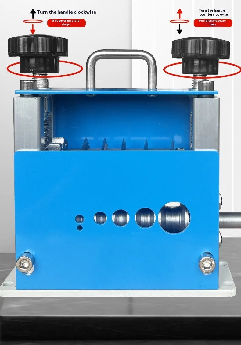 Manual wire stripping machine with adjustable blades for 0.5-17mm cables, compact 154mm design