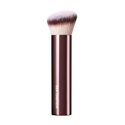 Inclined flat head foundation brush with man-made fibre bristles and steel long rod handle, 119mm total length, 29mm hair length.