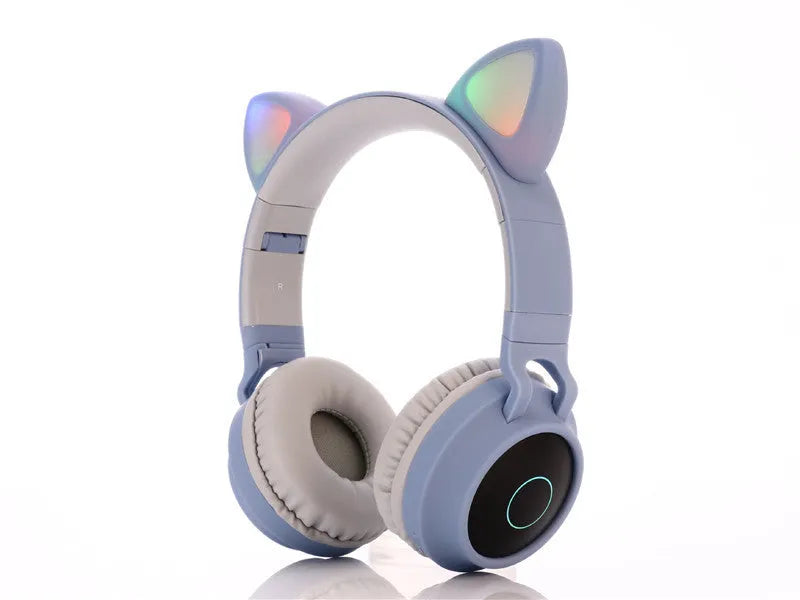Cartoon cat ears wireless Bluetooth headset in green colour with head-mounted design for gaming