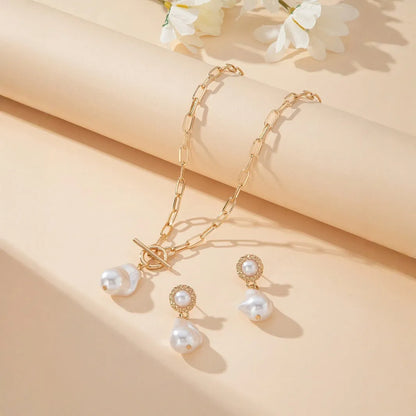 Gold-plated baroque pearl necklace and ear stud set for women with iron construction