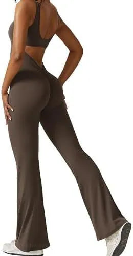 Women's sleeveless flare jumpsuit for yoga in high elasticity polyester fabric.
