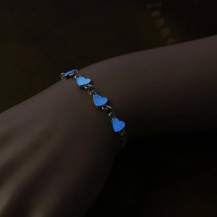 Glow-in-the-dark animal magic bracelet for kids with star design