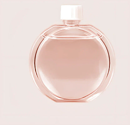 Square ivory white aroma diffuser with dry battery operation measuring 105x105x39mm