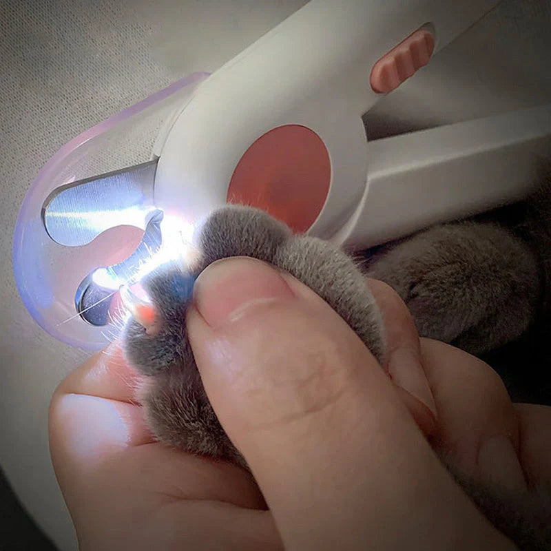 LED illuminated pet nail clippers for safe and precise trimming