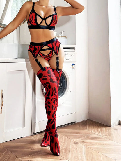 Wild leopard print mesh lingerie set with hollow back design and fixed double-shoulder straps