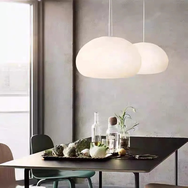 Glass cloud ceiling lamp in Nordic style, available in 23cm or 42cm diameter, 220V, for dining room or bedside use