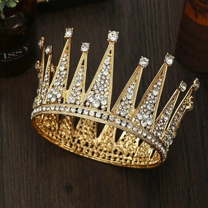 Alloy hollow diamond bridal crown in gold and silver, showcasing elegant design and sparkling diamond details.