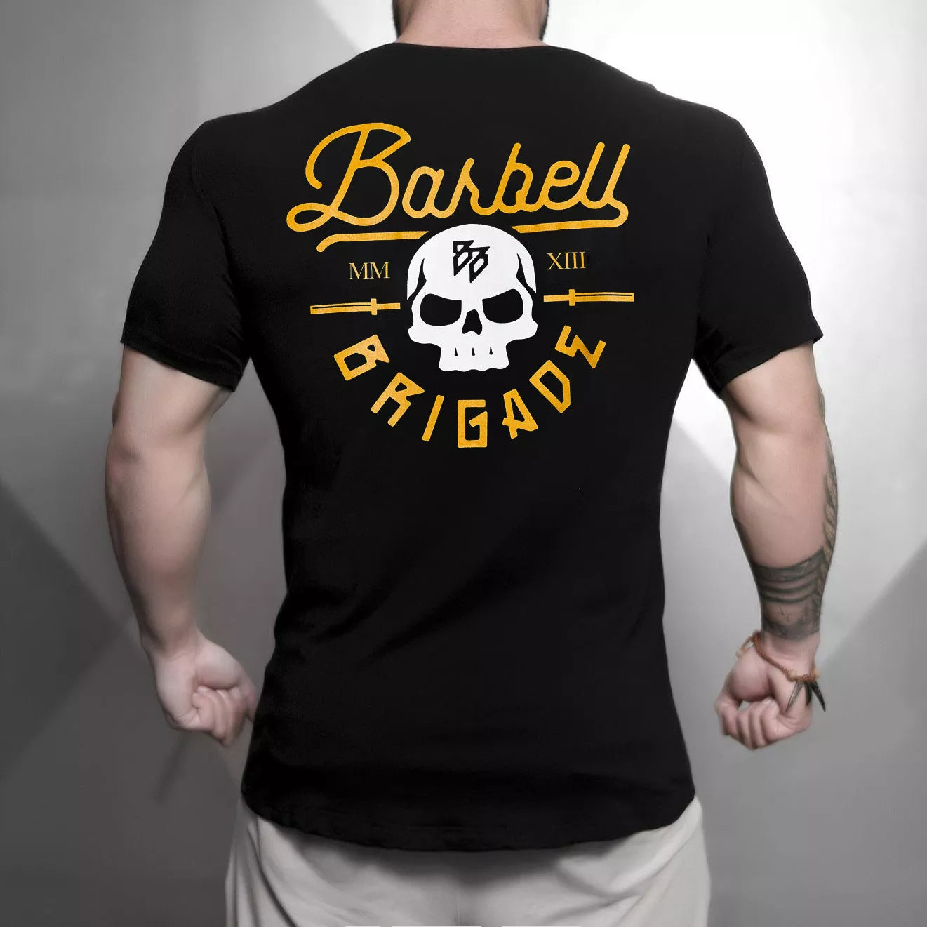 Elastic Moisture-Wicking Short Sleeve T-Shirt in Black Gold