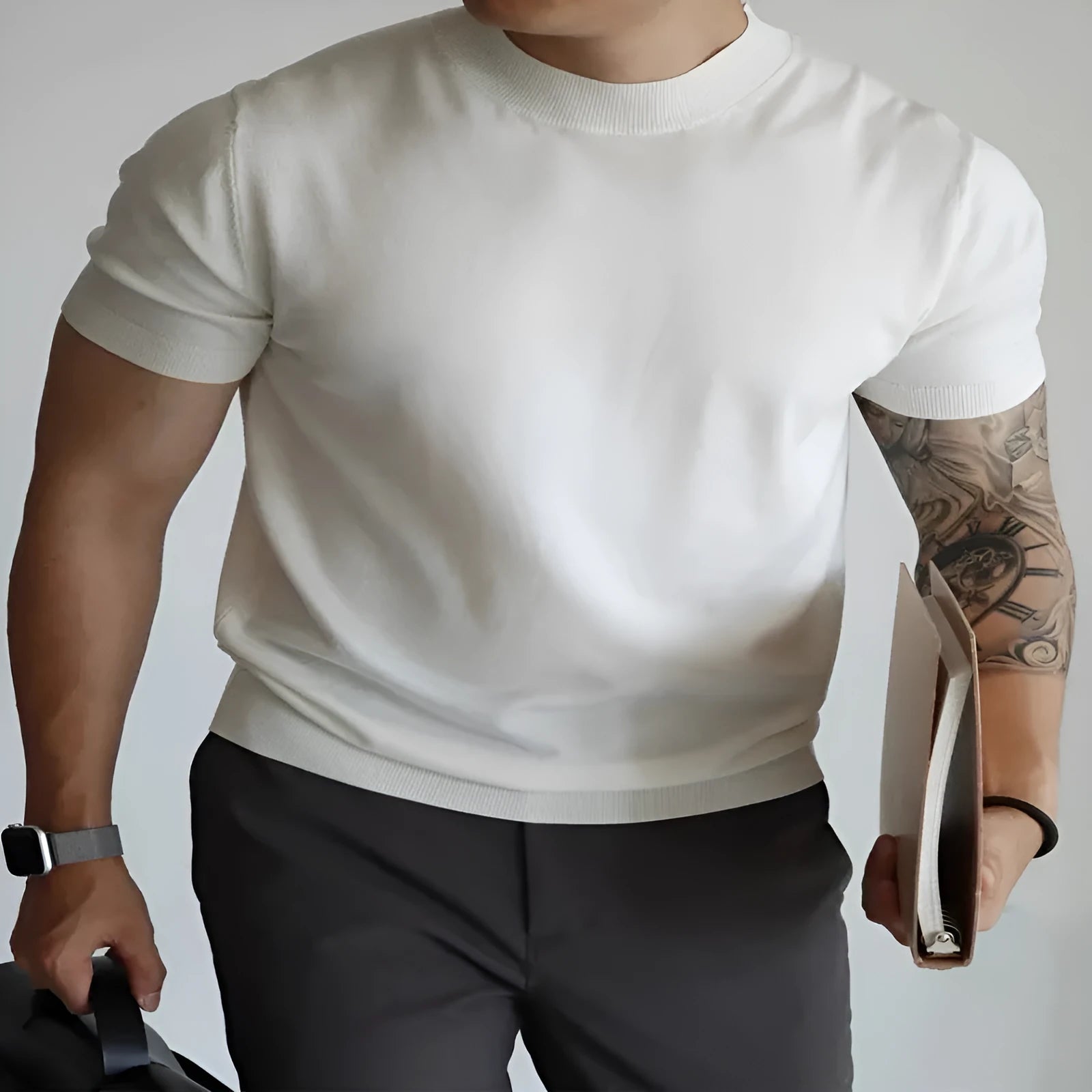 Men's slim-fit solid colour t-shirt in breathable polyester knitwear, shown in multiple colour options.