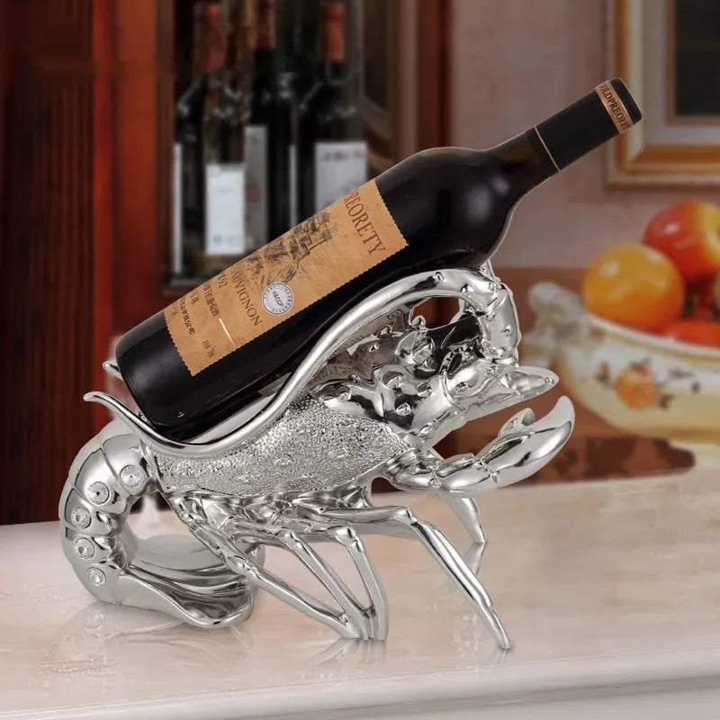 European-style lobster wine rack ornament in rose gold finish, measuring 15cm tall
