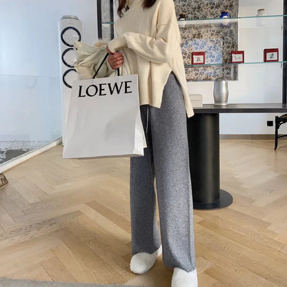 Women's high-waist knitted wide-leg trousers in black with super thick fabric and straight-leg mopping style