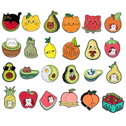 Zinc alloy cartoon fruit brooch in various colours, approximately 2-3 cm, for decorative use on jackets and bags