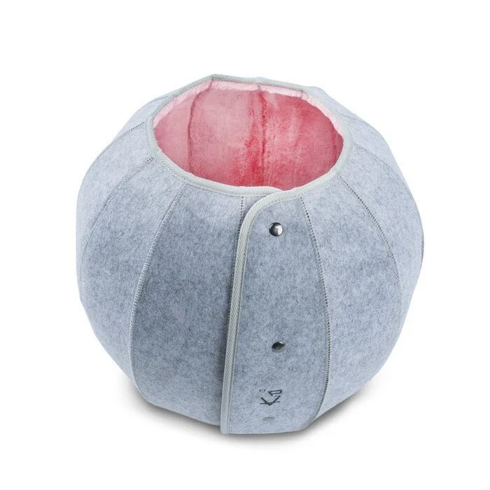 Cozy Cat Cave: Foldable tunnel bed made of soft, durable felt for your cat's comfort and enrichment