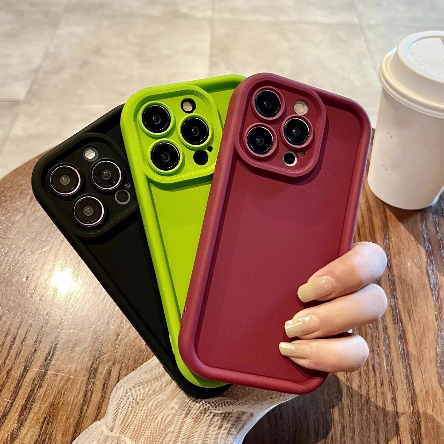 Frosted TPU iPhone case in rose red, all-inclusive with fine holes for iPhone 14 Pro Max drop protection