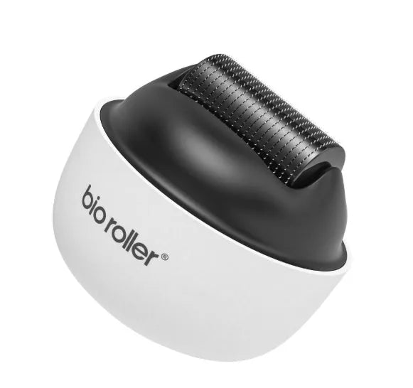 White men's portable microneedle beard roller with 0.25mm to 2.0mm specifications, 20cm x 15cm x 13cm